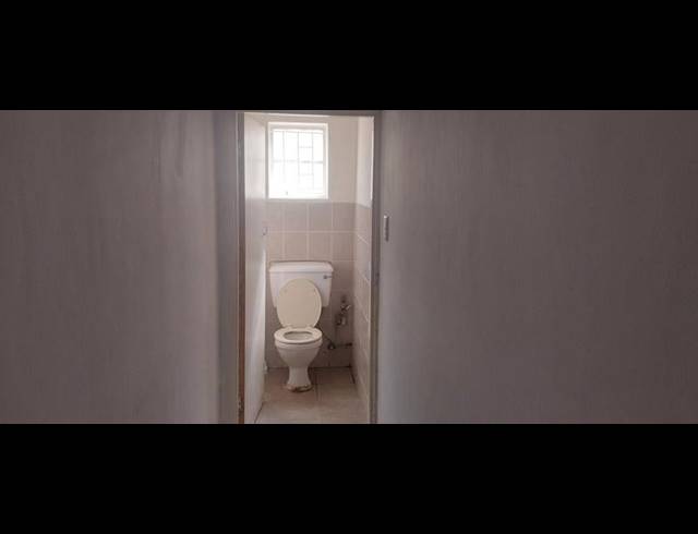 BUSINESS FOR SALE IN EASTLEIGH